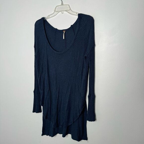 Free People navy blouse size small - Picture 2 of 6